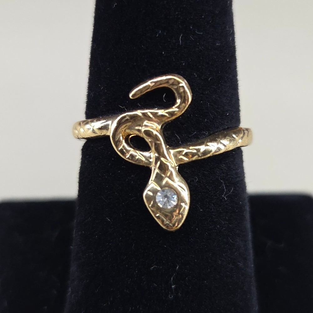 Gold Tone Snake Ring with Rhinestone Eye Textured Serpent Band Size 8.5